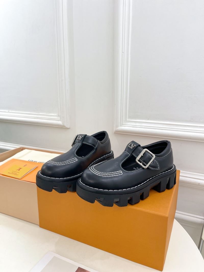 Louis Vuitton Low Shoes